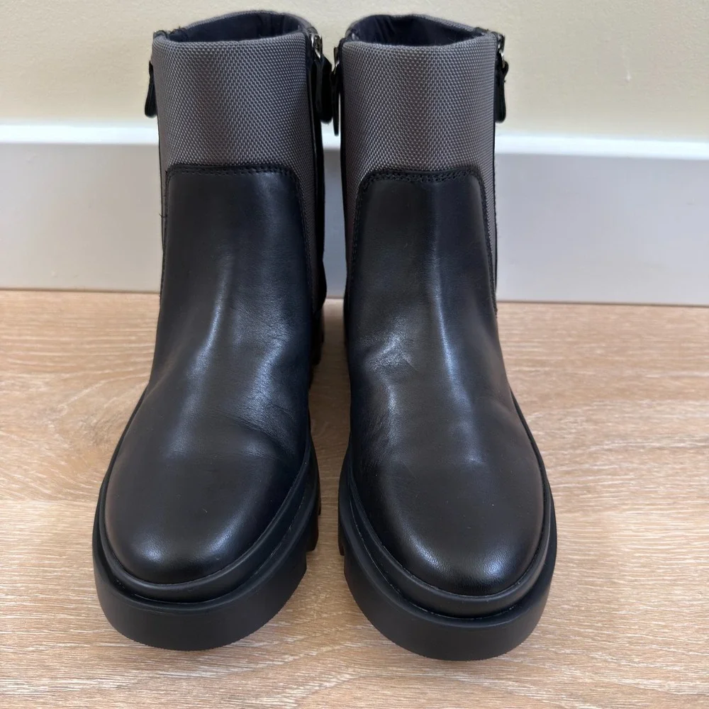 Vince‎ Camuto Women's VC-Kaskona Black/Kale Leather Ankle Bootie US 8.5M